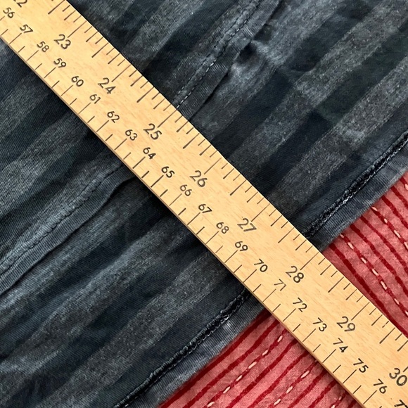 Women’s small Lord & Taylor tie dye with feminine cut - Picture 7 of 13